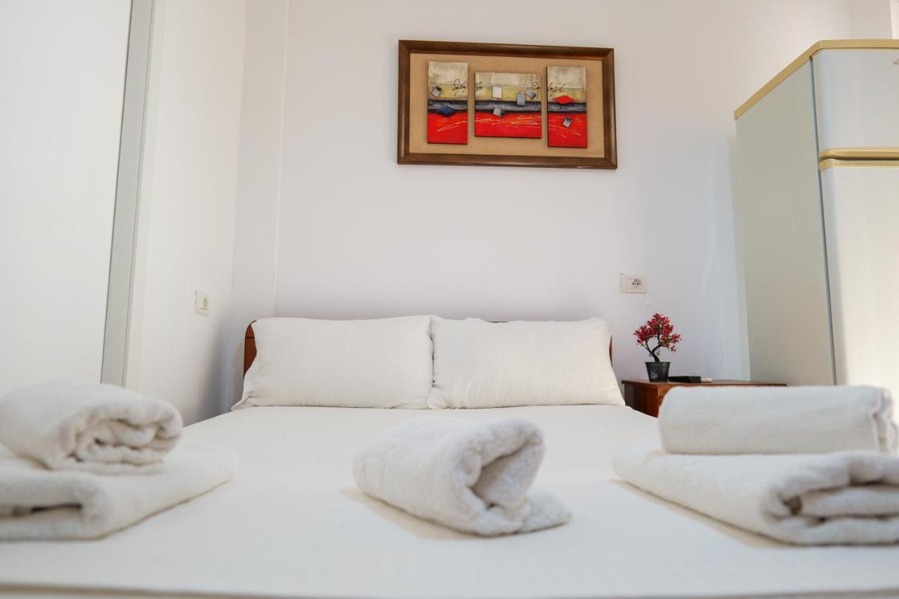 Guest House Gerard Ксамил Экстерьер фото